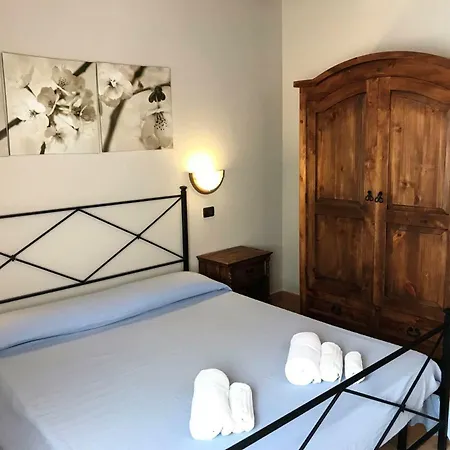 아파트 Appartment- Garofano